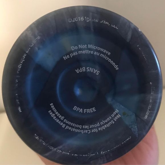 Purple Contigo stainless steel water bottle BPA free - Picture 5 of 5